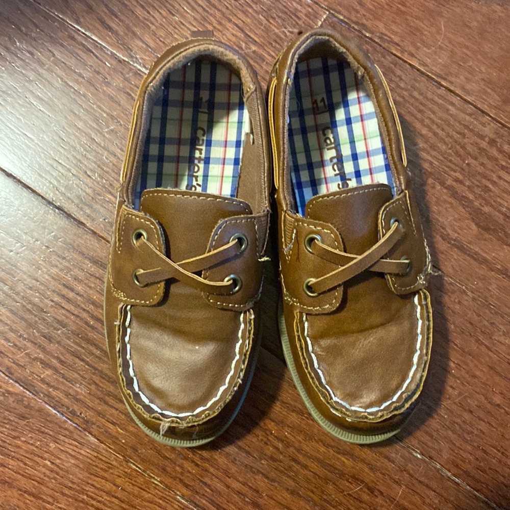 Carter little Boys shoes size 11